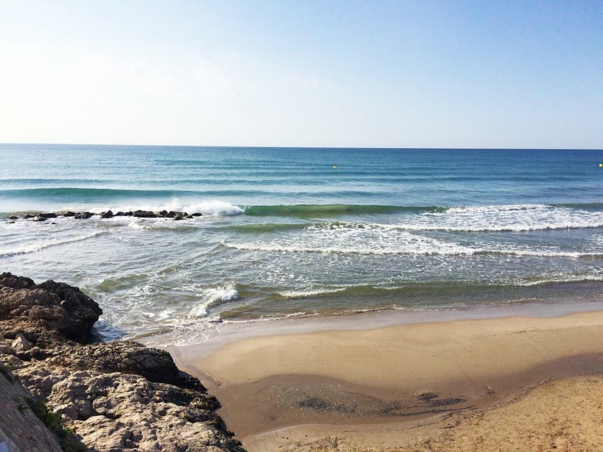 Love Sitges & Beach Екстериор снимка